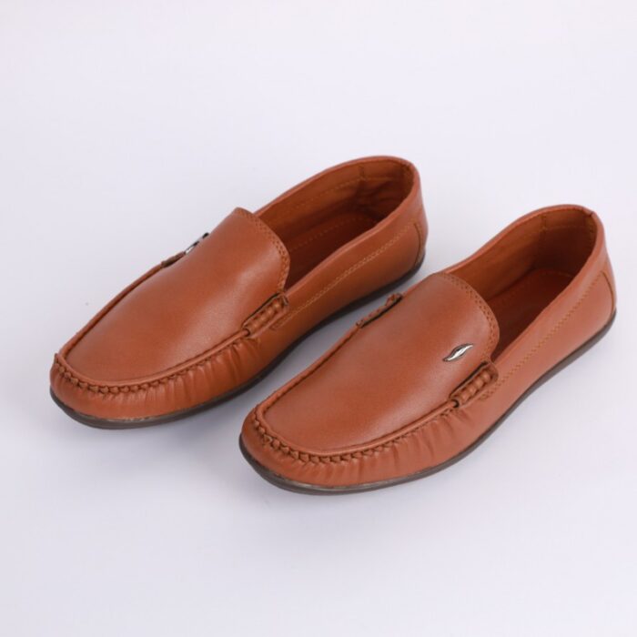 ⁦حذاء اليو كاجوال جلد من فينتو للرجال لون عسلي⁩ - الصورة ⁦4⁩