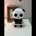 ⁦مصباح مكتب بتصميم دب باندا للأطفال لون أسود وأبيض-Kids Table Lamp⁩ - الصورة ⁦2⁩