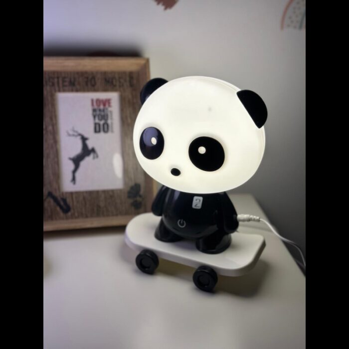 ⁦مصباح مكتب بتصميم دب باندا للأطفال لون أسود وأبيض-Kids Table Lamp⁩ - الصورة ⁦3⁩