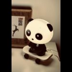 ⁦مصباح مكتب بتصميم دب باندا للأطفال لون أسود وأبيض-Kids Table Lamp⁩ - الصورة ⁦4⁩