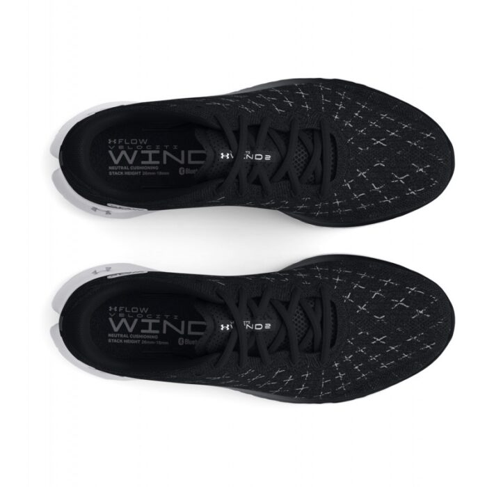 ⁦Under Armour Men's Flow Velociti Wind 2 Running Shoes- حذاء أندر آرمر فلو فيلوكيتي ويند 2 للجري للرجال لون أسود⁩ - الصورة ⁦4⁩