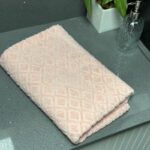 ⁦منشفة قطنية حجم كبير مقاس 145×95 سم لون برتقالي⁩ - الصورة ⁦5⁩