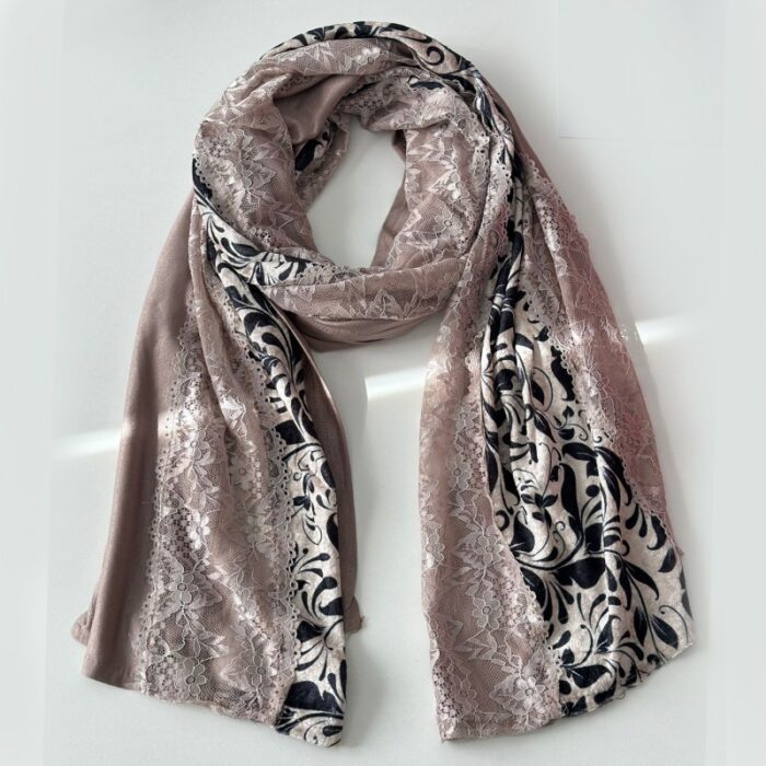 ⁦شال نسائي دانتيل وقماش مقاس 185×68 سم لون نهدي⁩ - الصورة ⁦3⁩