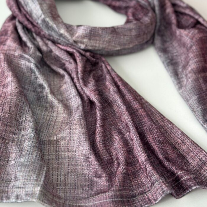 ⁦شال نسائي قماش لايكرا مقاس 170×68 سم موشح بألوان متعددة⁩ - الصورة ⁦2⁩