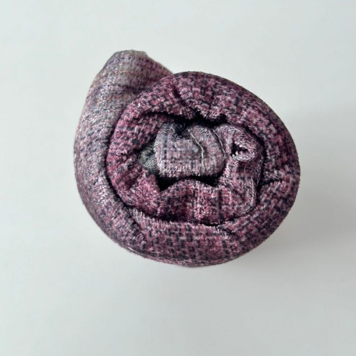 ⁦شال نسائي قماش لايكرا مقاس 170×68 سم موشح بألوان متعددة⁩ - الصورة ⁦4⁩