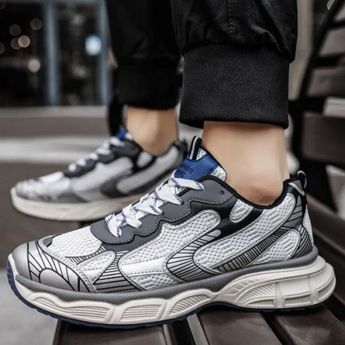 ⁦حذاء رياضي بتصميم شبكي ونعل سميك للرجال لون رمادي وأبيض- Fashion Mens Sneakers Breathable Running Shoes⁩ - الصورة ⁦8⁩