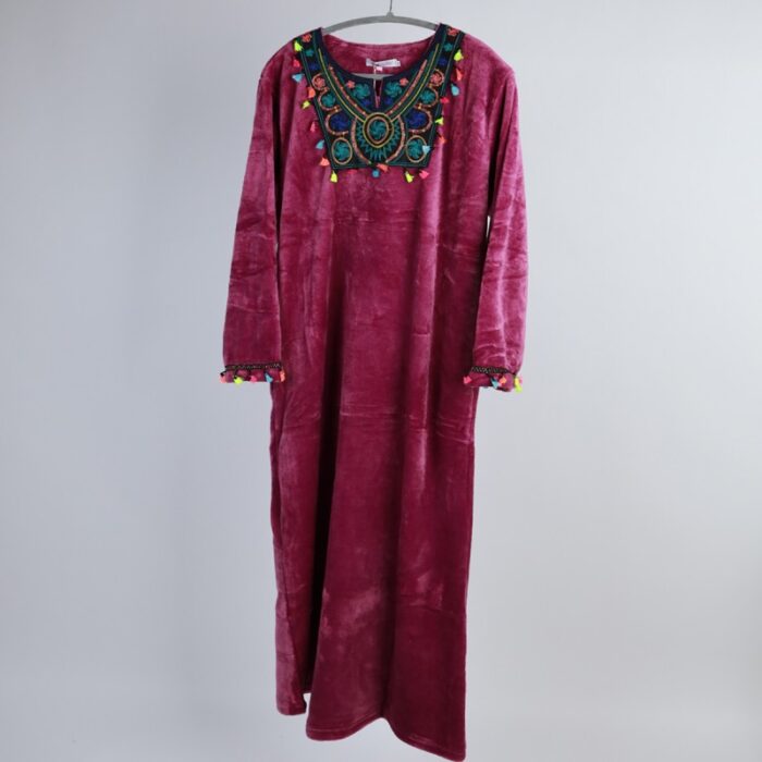 10328130_67db8d66d1145 دشداشة فرو نسائية لون بنفسجي - الصورة 1