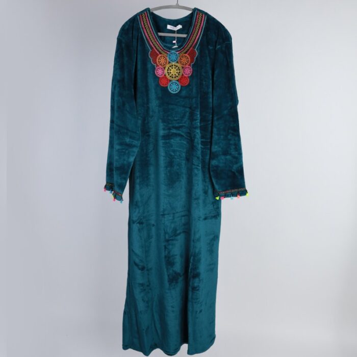⁦دشداشة فرو نسائية لون أخضر⁩ - الصورة ⁦2⁩