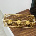 ⁦شمعدان معدن ذهبي لثلاث شمعات صغار .. قياس 26*8*8 سم⁩ - الصورة ⁦3⁩