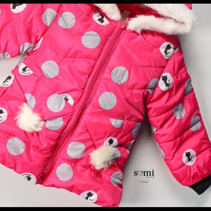 ⁦سترة مبطنة فرو للأطفال لون فوشي وتصميم دوائر من Sami Boutique⁩ - الصورة ⁦3⁩