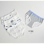 ⁦طقم داخلي سليب مُكون من 5 قطع للنساء لون أبيض وأزرق من Sami boutique⁩ - الصورة ⁦3⁩