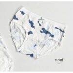 ⁦طقم داخلي سليب مُكون من 5 قطع للنساء لون أبيض وأزرق من Sami boutique⁩ - الصورة ⁦4⁩