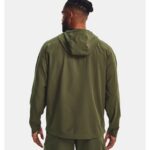 ⁦جاكيت أندر آرمرانستوببال ضد الماء للرجال لون زيتي- Under Armour Men's Unstoppable Jacket⁩ - الصورة ⁦2⁩