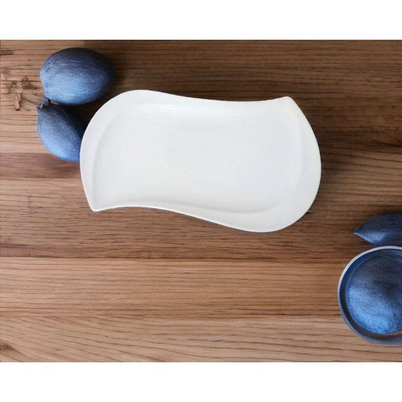 ⁦صحن بورسلان لون أبيض قياس 27.5*14.5 سم⁩ - الصورة ⁦1⁩