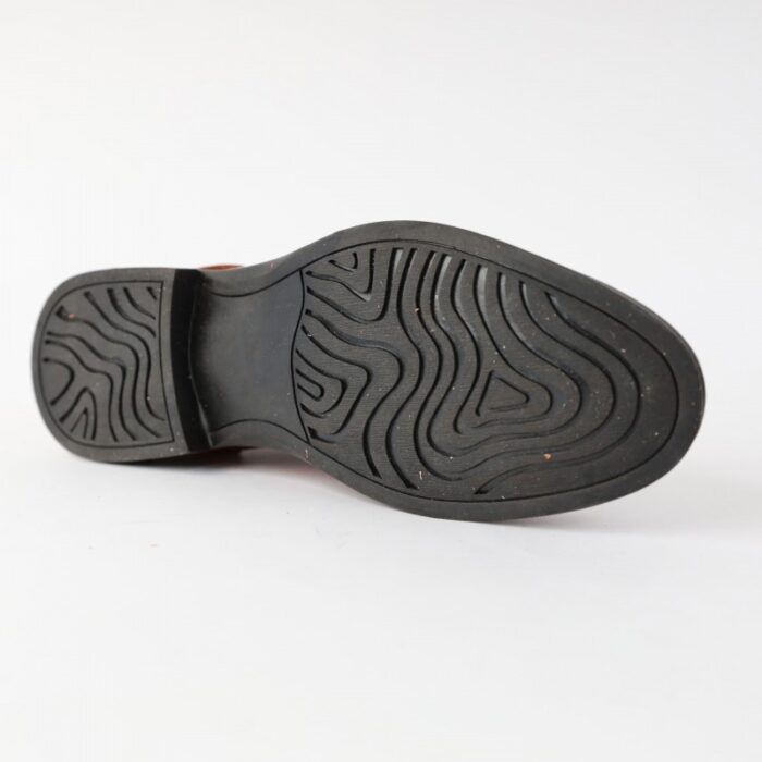 ⁦حذاء رسمي قصير الكاحل برباط لون عسلي⁩ - الصورة ⁦3⁩