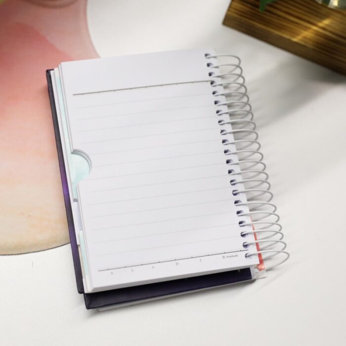 ⁦دفتر رسم سلك حلزوني صغيرتصميم زهور حجم 9.5×13.5سم⁩ - الصورة ⁦4⁩