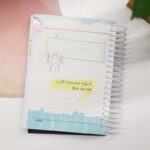 ⁦دفتر رسم سلك حلزوني صغيرتصميم زهور حجم 9.5×13.5سم⁩ - الصورة ⁦5⁩