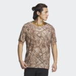 ⁦تيشيرت اديداس تريكس جيو جرافيك للجنسين لون بني- adidas Unisex' Terrex Geographic Graphic Tencel Tee⁩ - الصورة ⁦2⁩