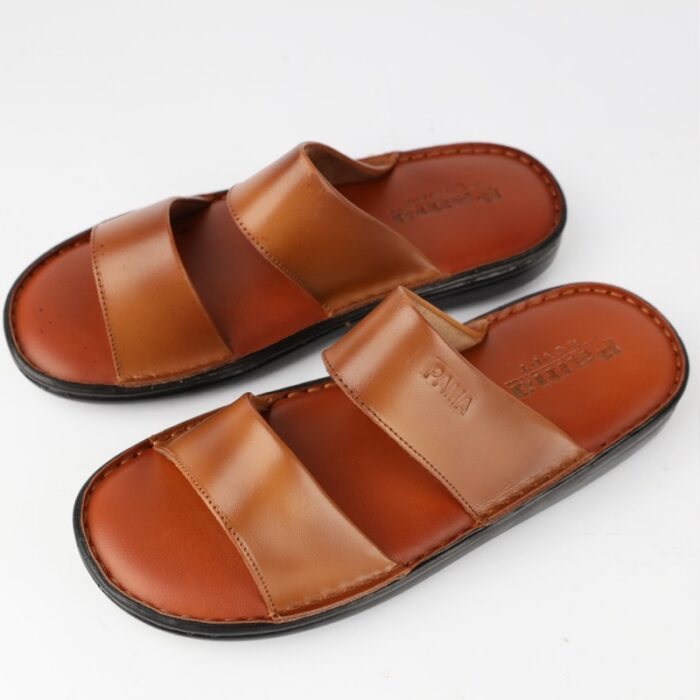 10329569_67db93157661f شبشب جلد بتصميم حزامين مفتوح الأصابع للرجال لون كموني غامق ونعل أسود - الصورة 1