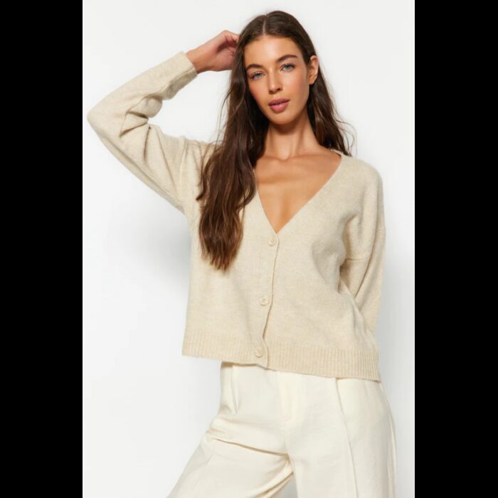 ⁦جاكيت تركي صوف بأزرار  للنساء لون بيج⁩ - الصورة ⁦3⁩