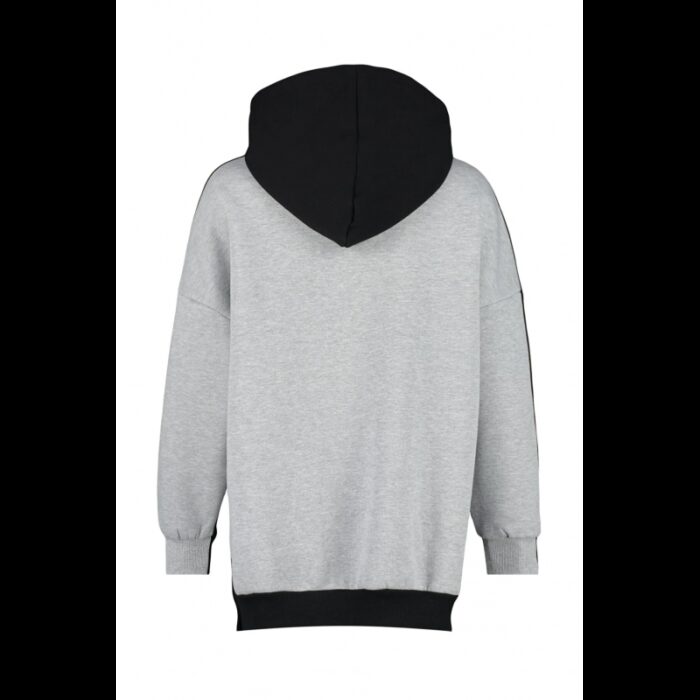 ⁦بلوزة تركية صوف رياضي بقصة واسعة للنساء لون رمادي وأسود⁩ - الصورة ⁦7⁩