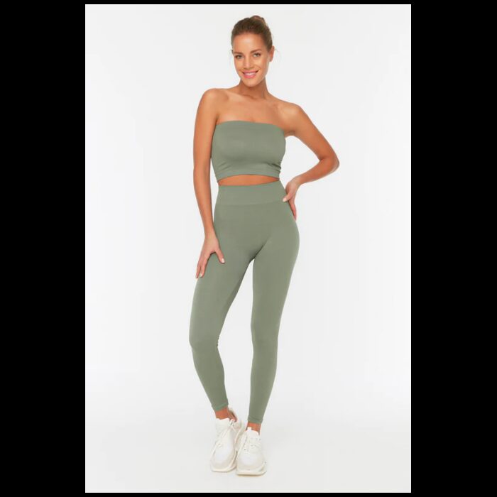 ⁦بنطلون ضيق عالي الخصر لون زيتي فاتح⁩ - الصورة ⁦3⁩