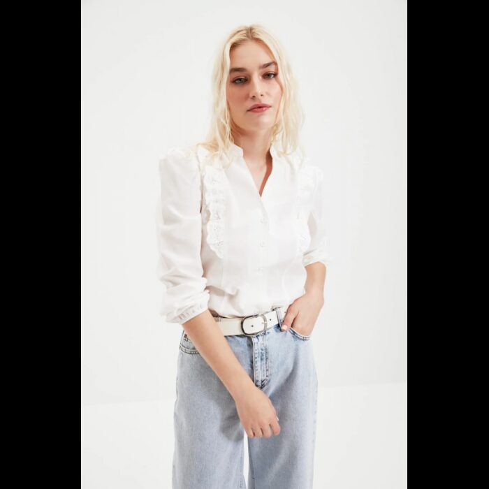 ⁦قميص تركي منسوج من القطن والدانتيل للنساء لون أبيض⁩ - الصورة ⁦5⁩