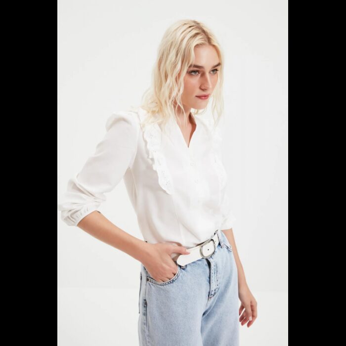 ⁦قميص تركي منسوج من القطن والدانتيل للنساء لون أبيض⁩ - الصورة ⁦7⁩