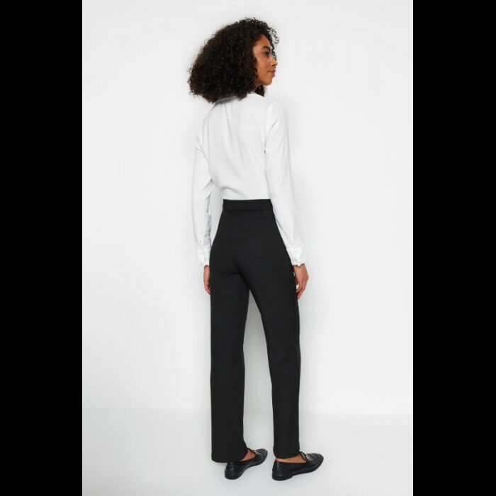 ⁦بنطلون تركي بقصة مستقيمة وخصر عالي  للنساء لون أسود⁩ - الصورة ⁦4⁩