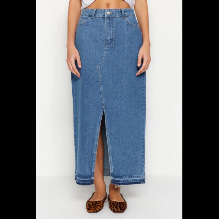 ⁦تنورة تركي دنيم ماكسي بفتحة للنساء لون أزرق⁩ - الصورة ⁦6⁩