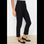 ⁦بنطلون تركي بخصر عالٍ طول الكاحل للنساء لون أسود⁩ - الصورة ⁦4⁩