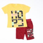 ⁦بيجامة صيفية ولادي لون أصفر وخمري⁩ - الصورة ⁦2⁩