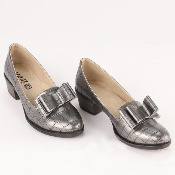 10330030_67db94e31cf35 حذاء ايرون بلارينا بدون أربطة للنساء لون فضي-IRON Womens' Shoes - الصورة 1
