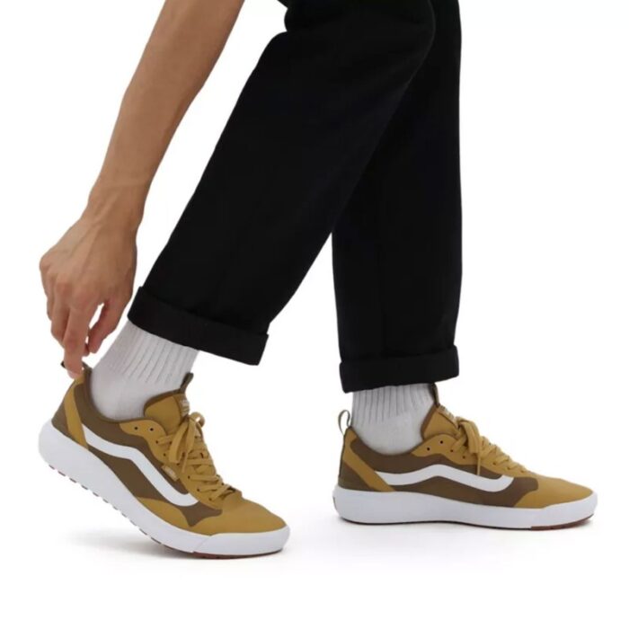 ⁦حذاء فانز ألترا رينج اكسو للجنسين لون ذهبي ونعل أبيض- Vans Unisex' Ultrarange Exo Mustard Gold/true White Shoes⁩ - الصورة ⁦8⁩
