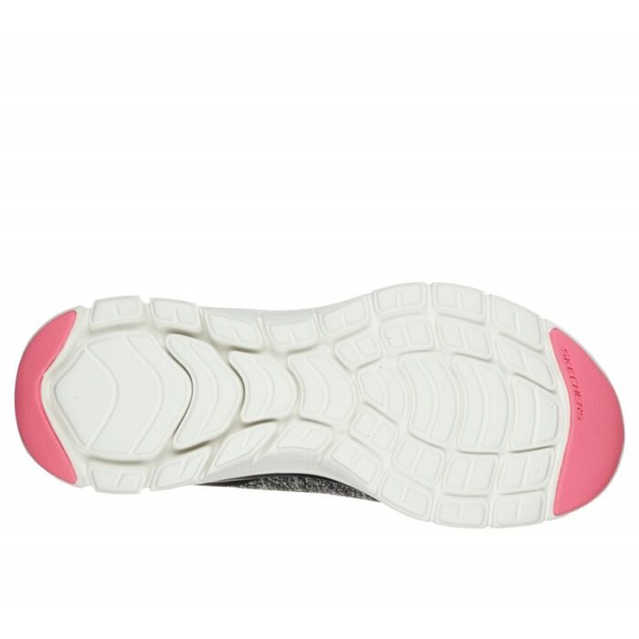 ⁦حذاء سكيتشرز فليكس ابريل 4.0 للنساء لون أسود وزهري ونعل أبيض- Skechers Women's Flex Appeal 4.0 Shoes⁩ - الصورة ⁦4⁩