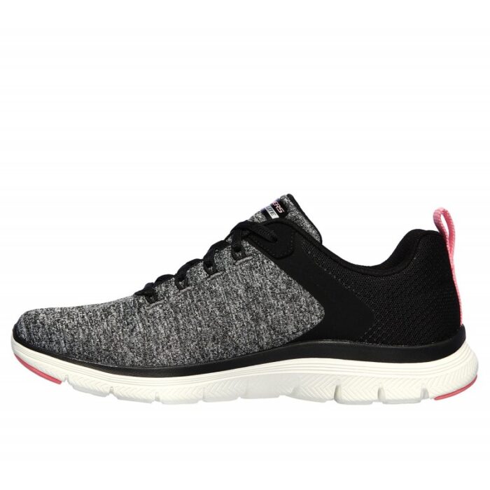 ⁦حذاء سكيتشرز فليكس ابريل 4.0 للنساء لون أسود وزهري ونعل أبيض- Skechers Women's Flex Appeal 4.0 Shoes⁩ - الصورة ⁦5⁩