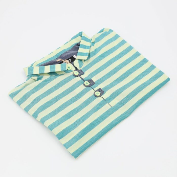 10330788_67db98498d5db تيشيرت بأكمام قصيرة بتصميم بولو مخطط لون أخضر وأصفر - الصورة 1