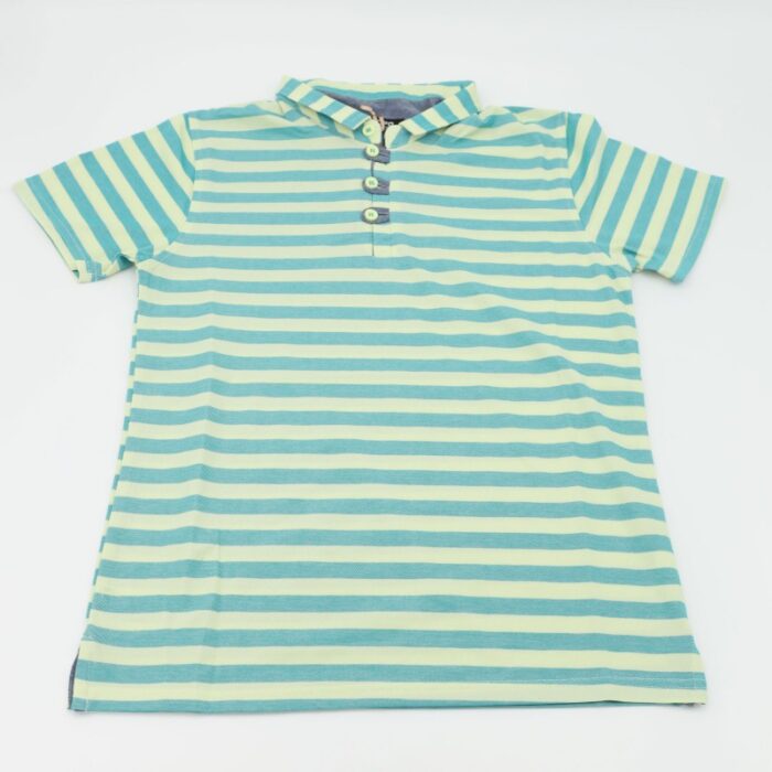 ⁦تيشيرت بأكمام قصيرة بتصميم بولو مخطط لون أخضر وأصفر⁩ - الصورة ⁦2⁩