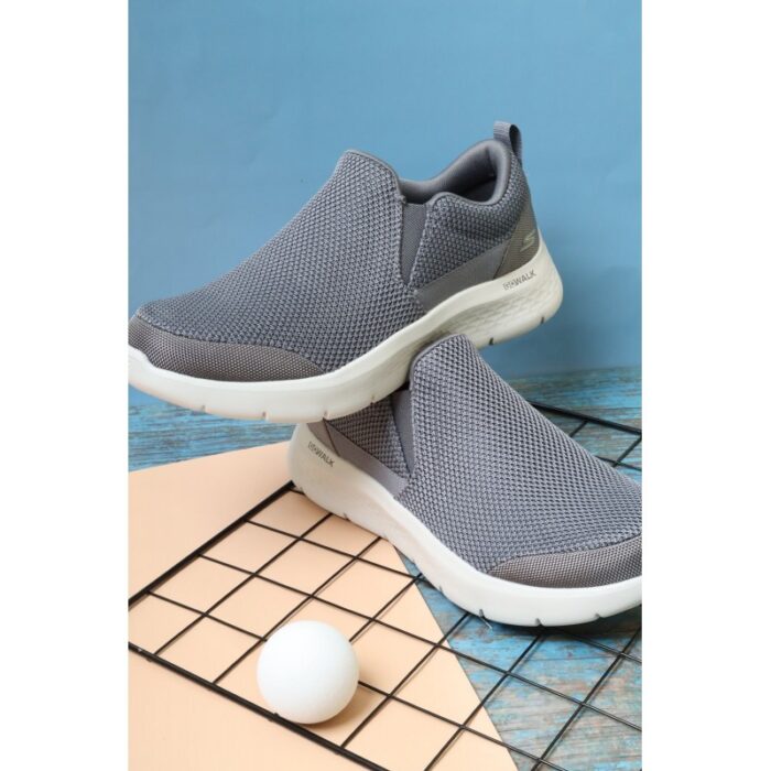 ⁦حذاء سكيتشرز جو ووك للرجال لون رمادي ونعل أبيض- Skechers Men's GO WALK Flex - Impeccable II Shoes⁩ - الصورة ⁦7⁩