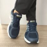⁦حذاء سكيتشرز سكيتش اير فينتشرا ريفيل للرجال لون كحلي ونعل أبيض- Skechers Men's Skech-Air Ventura - Revell Shoes⁩ - الصورة ⁦11⁩