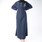 ⁦دشداشة للنساء بتصميم قبة دائرية لون كحلي⁩ - الصورة ⁦5⁩