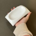 ⁦صحن بورسلان بتصميم مستطيل مقعر لون أبيض⁩ - الصورة ⁦3⁩