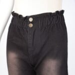 ⁦بنطال جينز بوي فريند للنساء لون أسود موشح بني⁩ - الصورة ⁦5⁩