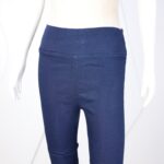 ⁦بنطال جينز سكيني للنساء لون أزرق غامق⁩ - الصورة ⁦2⁩