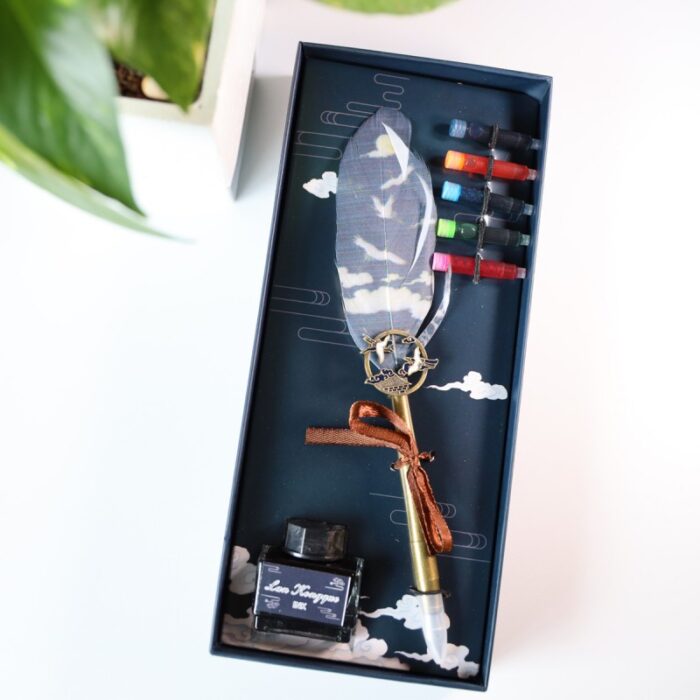 10331427_67db9b440af04 قلم ريشة مع حبر بألوان متعددة K10-8 عبوة لون كحلي - الصورة 1