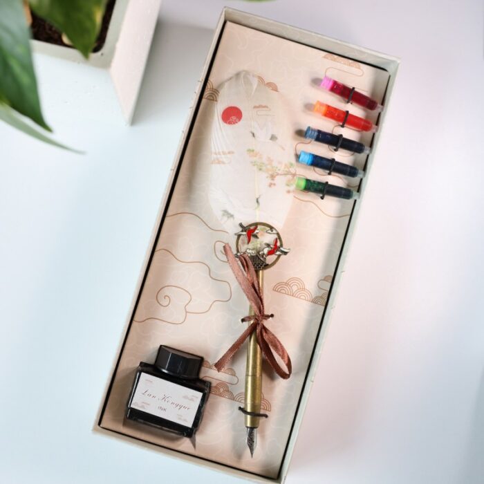 ⁦قلم ريشة مع حبر بألوان متعددة K10-8 عبوة لون أخضر⁩ - الصورة ⁦2⁩