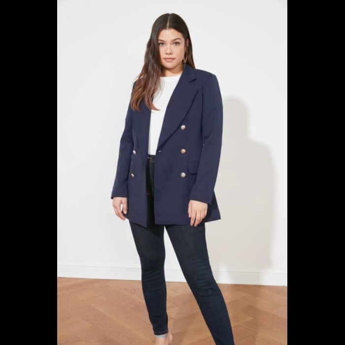 ⁦جاكيت تريندول بأزرار مُبطن للنساء لون كحلي⁩ - الصورة ⁦3⁩