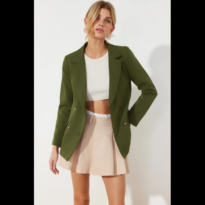 10331584_67db9bcd57ab4 جاكيت تريندول بأزرار مُبطن للنساء لون زيتي غامق - الصورة 1