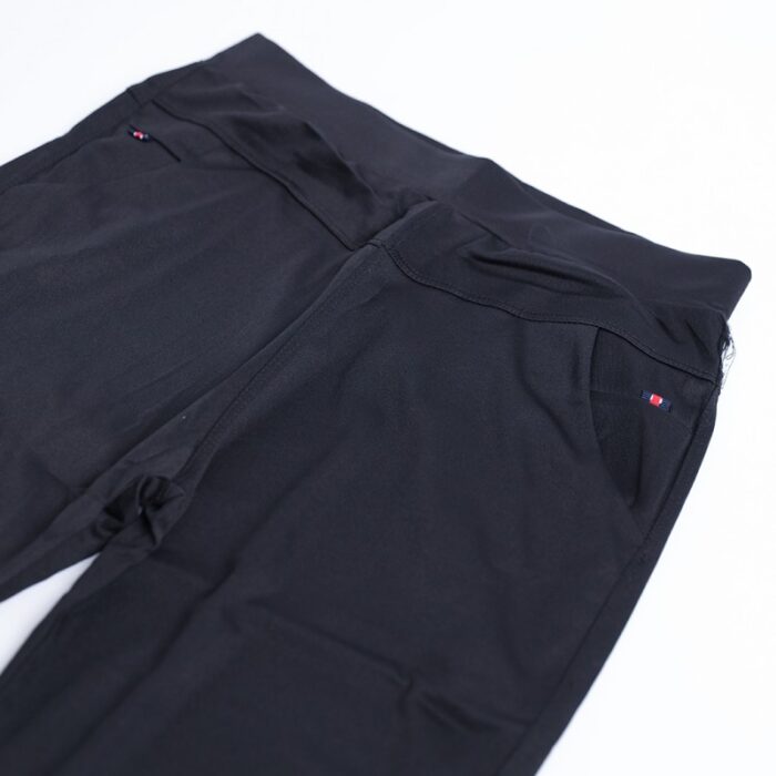 ⁦بنطال صيفي سكيني للنساء لون أسود⁩ - الصورة ⁦2⁩