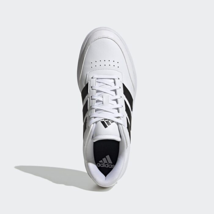 ⁦adidas Unisex Courtblock Shoes - White- حذاء اديداس كورت بلوك للجنسين لون أبيض⁩ - الصورة ⁦3⁩
